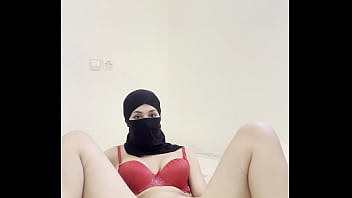 Gadis Arab Berhijab Merayu Diri, Mainkan Memek, Gosok Klitoris, Fantasi Erotis Muslimah Sendirian