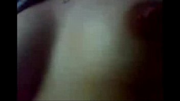 Goyang-goyang Sendiri Ala Indo Yang Bikin Kamu Klepek-klepek