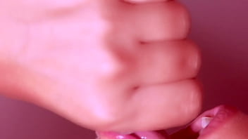 Ibu Tiri Yang Menggoda Dan Menggairahkan Anak Tirinya Untuk Pertama Kalinya
