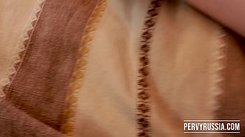 Panggilan Bintang Porno: Sweetie Plum, 18 Tahun, Gadis Rusia Nakal Dengan Tubuh Sempurna, Payudara Mungil Alami, Dan Mulut Penuh Nafsu