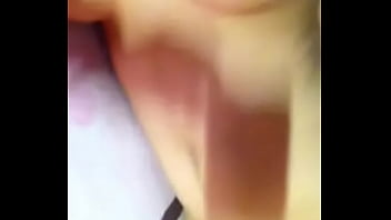 Pertunjukan Masturbasi Glamor Seksi Yang Luar Biasa