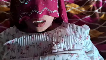 Bhabhi Ki Garmi Bhari Subah, Honeymoon Mein Dever Ke Lund Par Uchalte Hue Chudai Ka Maza