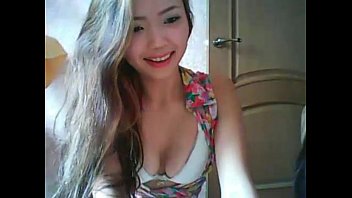 Gadis Tionghoa Mesra Di Webcam