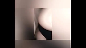 Ibu Tiri Menikmati Kontol Besar Anaknya