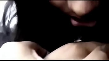 Gadis India Seksi Yang Menggoda Dan Penuh Nafsu