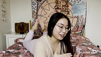 Gadis Tionghoa Imut Ini Bergairah Membuat Video Masturbasi Eksklusif Untuk Kami