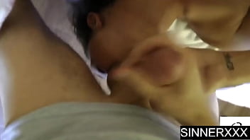 Ibu Tirimu Yang Genit Menghisap Batangmu Sampai Tuntas Saat Ayah Mandi