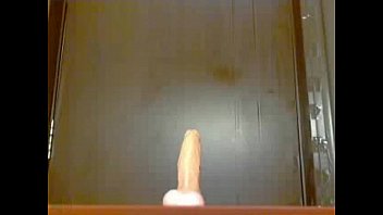 Gadis Asia Manis Mainin Mainan Sambil Live Cam