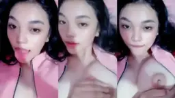 Vcs Laras Pink, Tiktokers Cantik Yang Bikin Ngeces Dan Viral Goyangannya