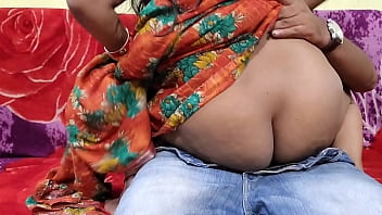 Desi Bhabhi Ne Bhaiya Ke Gair-maujudgi Ka Maza Uthaya Aur Apne Hi Bistar Par Devar Ke Saath Kiye Gande Kaam. Mumbai Ashu.
