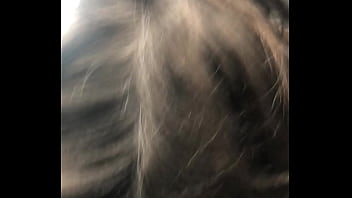 Sahabat Lesbi Basah Kuyup Saat Latihan Dan Menunduk Membelakangi