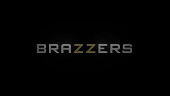 Gadis Mesum Di Sauna Resmi Mesir / Brazzers / Masukkan Kode Xvpromo Di Situs Resmi Untuk Diskon