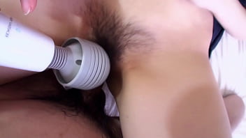 Makoto Si Gadis Jepang Menerima Pancuran Sperma Hangat Di Liang Basahnya Yang Telanjang