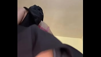 Gadis Berhijab Solo Dengan Pantat Arab Gede Mainin Bokong Bulatnya Dan Pantat Montok Yang Menggoda