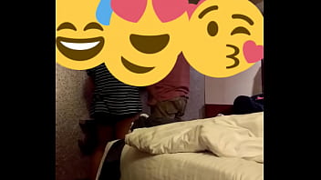 Istri Desi Menggoda Cowok Tukang Kabel Dengan Tubuh Seksi