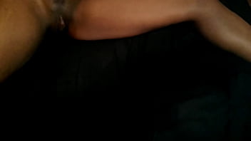 Sesi Panas Di Kat’s Playhouse: Tontin Aku Dihajar Gila-gilaan Sama Cowok Kulit Putih Di Depan Penonton!