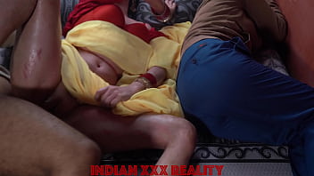 Gairah Mesra Ibu Tiri India Yang Menggoda