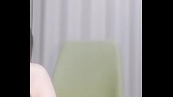 Gadis Cina Mengocok Memek Di Depan Kamera