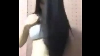 Tante Asia Goyang Hot Dan Menggoda Di Live Stream Facebook