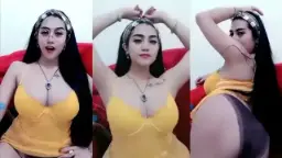 Membongkar Paha Tante Nadya, Remasan Payudara Besar Saat Posisi Nungging
