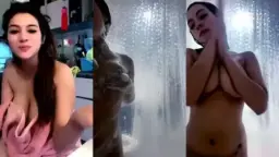 Tante Mozara Bugil Polos Live Streaming Mandi Hot
