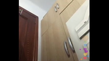 Masturbasi Di Depan Kamera