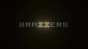 Petualangan Mesum Kira: Menjelajahi Kenikmatan Ekstrem Dengan Kira Noir Di Brazzers