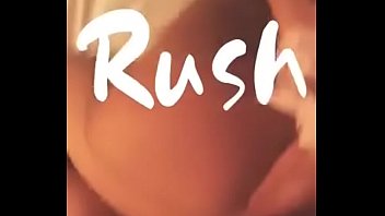 Cewek Tiongkok Seksi Yang Sedang Menikmati Penetrasi Di Area Intimnya