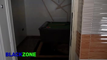 Induk Tiriku Memiliki Kemaluan Yang Menggoda