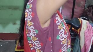 Desi Devar Dan Bhabhi Main Peran Panas, Devar Memuncrati Wajah Bhabhi
