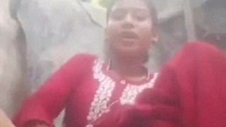 Gadis Bengali Desa Menggoda Dengan Wortel, Video Panas Masturbasi Yang Menggairahkan