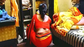 Tetangga Yang Bergairah Mengguncang Bibi Kerala