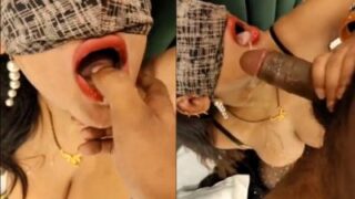 Video Panas Ibu-ibu Montok Dan Kekasihnya Yang Menggairahkan