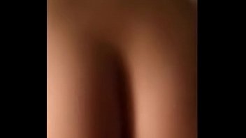 Nona Asia Mengisap Kontol Lalu Naiki