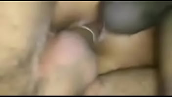 Tiga Badan Menggoda Dalam Ritual Sensual