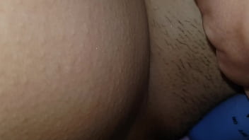 Gila Banget Ngentot Dari Belakang Sambil Pake Bola-bola Getar Di Memek