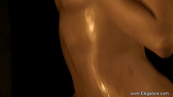 Ratu Tari Milf India Yang Menggoda Dan Memikat
