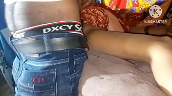 गांव की देसी भाभी का जंगली देसी लड़के के साथ गर्म मुलाकात