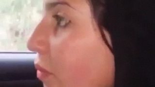 Video Mesum Di Dalam Mobil, Cewek Pathani Cantik Ngentot Dan Ngeblow Pacarnya