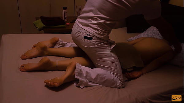 Pijat Nuru Thai Yang Menggoda Berujung Bercinta Keras, Orgasme Tak Terkendali Dan Cipratan Sperma