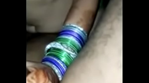 Istri Desi Yang Genit Dibagi-bagi Untuk Dinikmati Banyak Pria