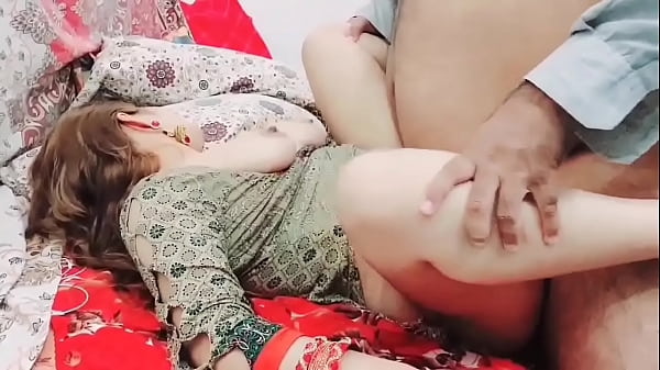 Bhabhi India Mesra Dengan Makelar Properti, Suara Desahan Dan Rayuan Kotor Dalam Bahasa Hindi Yang Menggairahkan