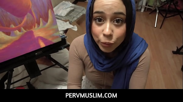 Dania Vegax, Arab Tiri Yang Hot Dan Polos, Membuat Kakak Tirinya Merana Dengan Napsu Tak Tersalurkan