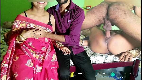 बायोलॉजी ट्यूशन टीचर ने अकेले में छात्र की सौतेली माँ के साथ गुप्त संबंध बनाए