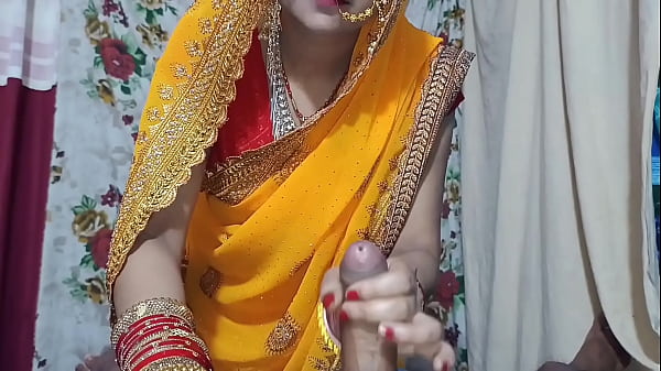 बहू रात में अचानक ससुर के कमरे में घुस गई, गर्म सांसों और फिसलती चुनरी के साथ…