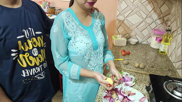 Bhabhi India Yang Pemalu Digilir Habis-habisan Oleh Adik Ipar Nakalnya