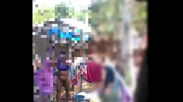 भारतीय देसी मोटी चूतड़ों का रसीला आनंद