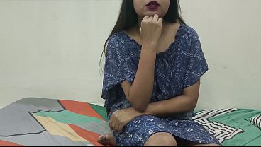 Gadis India Mengganti Baju Di Depan Kakak Tiri Yang Sedang Nonton Film Porno