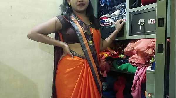 कामवाली की साड़ी फिसलाकर उसकी चूत में जोरदार धक्के देते हुए हिंदी गंदी आवाज़