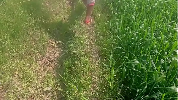 Tante India Desi Tersesat Di Alam Terbuka, Digoyang Ganas Oleh Pemuda Gagah